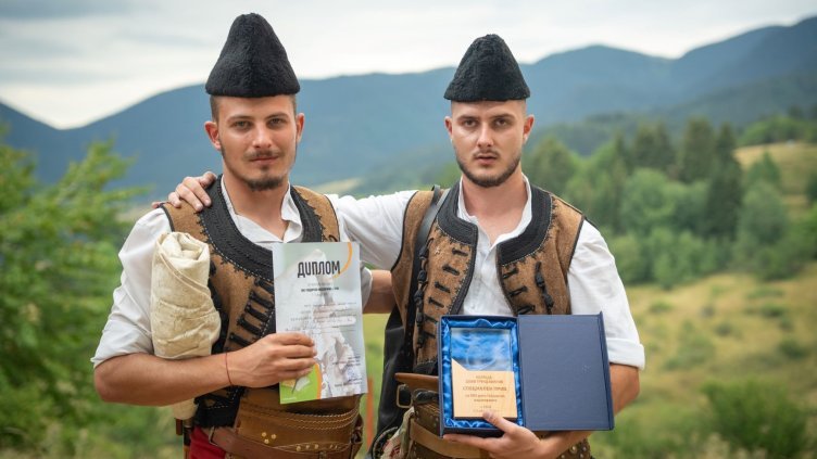 Костадин Петров огласи Родопите с магията на гайдата си