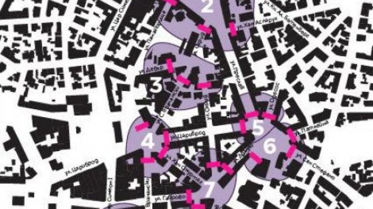 Броят колко коли и хора минават през част от "Гръцката махала"