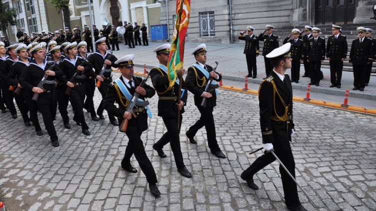 С официална церемония посрещнаха началника на Генералния щаб на ВМС на Република Гърция