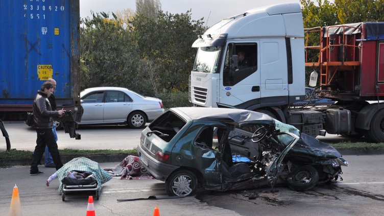Полицай загина под Аспарухов мост
