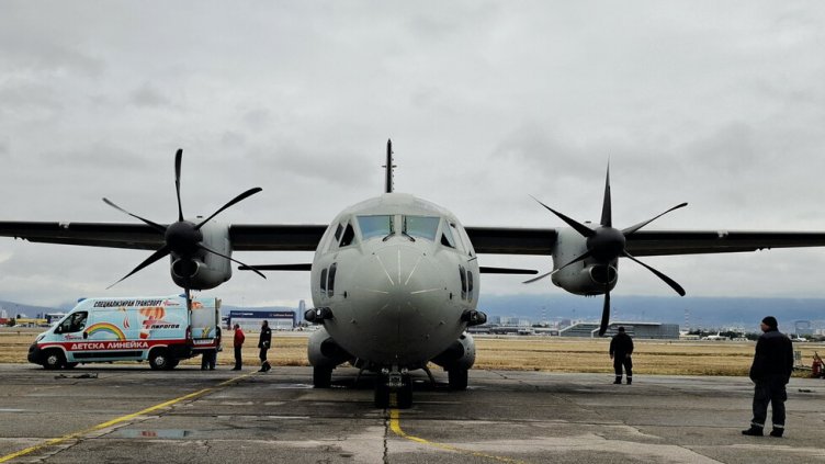 "Спартан" транспортира по спешност 13-годишно дете за лечение в Германия