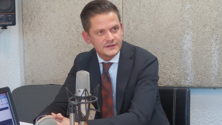 Димитър Маргаритов: Забраняваме на телеком да спира коректно заплащана услуга заради задължения по друг договор   