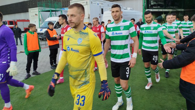 Черно море и ЦСКА не успяха да си вкарат на "Тича"