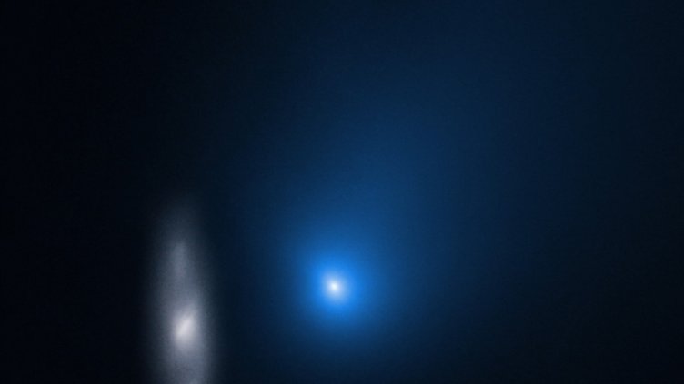 "Хъбъл" засне "летяща чиния"