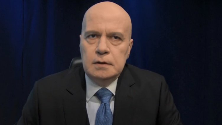 Трифонов отговори на Борисов: Вървим по Конституцията