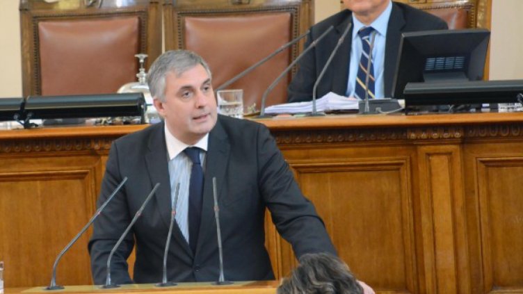 Прехвърляне на вноски от НОИ в частни фондове не е възможно