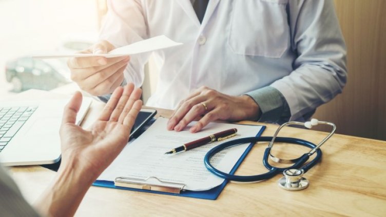 Ответен удар: Лекари и пациенти не искат електронни рецепти