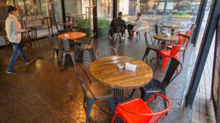 Въпреки отварянето: Собствениците на заведения искат компенсации