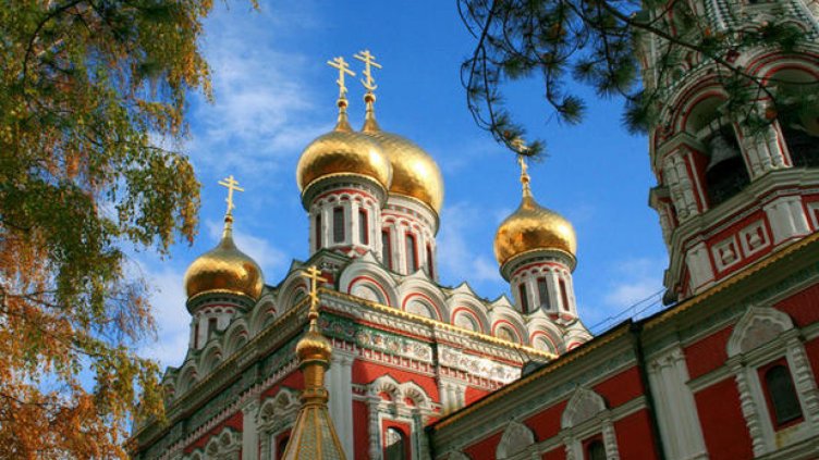 Обраха църквата в Шипка