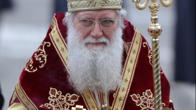 Патриарх Неофит празнува рожден ден в уединение