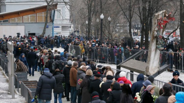 Погребаха Борис Немцов в Троекуровското гробище в Москва