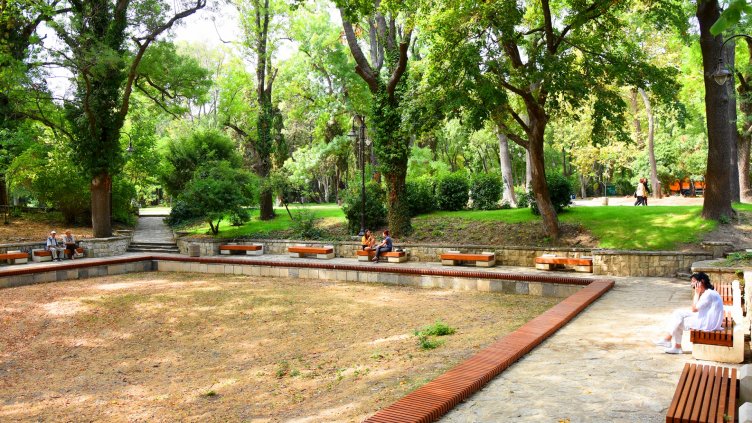 Морската градина на Варна е с нов облик (СНИМКИ)