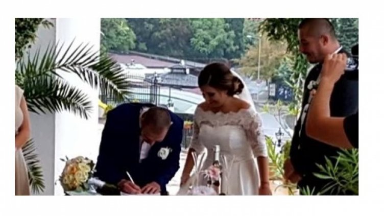 Сватба с послание вдигнаха в Бургас