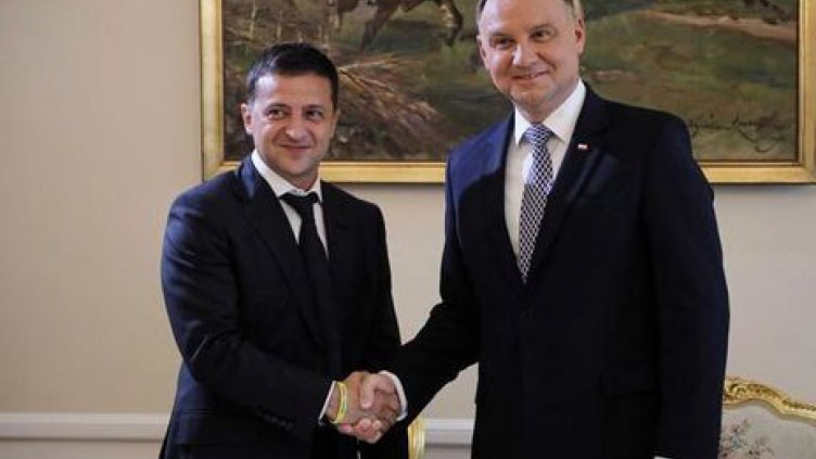 Полша иска да останат санкциите срещу Русия заради Крим  