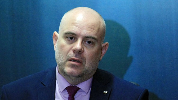 Иван Гешев: "Ислямска държава" вербувала ученика, готвил атентат в Пловдив