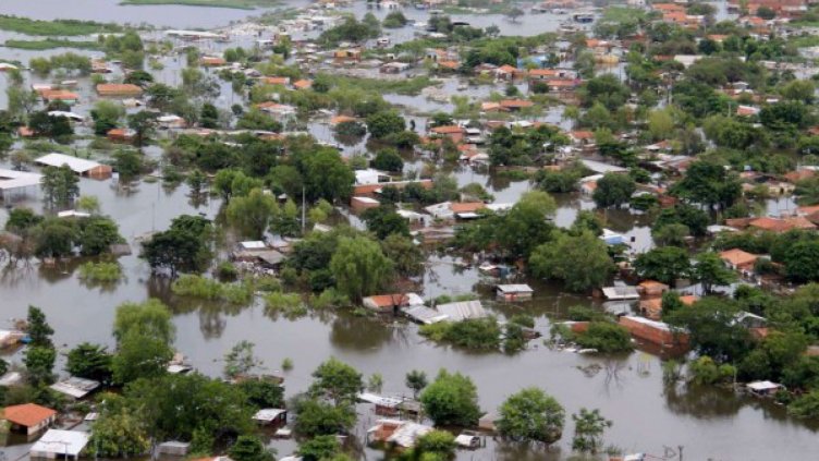 След водния ад в Парагвай &ndash; градче стана остров  