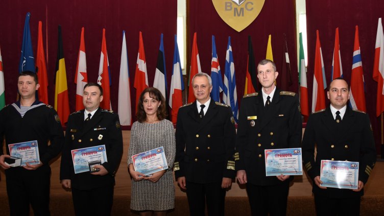 снимки: Пламен Гутинов