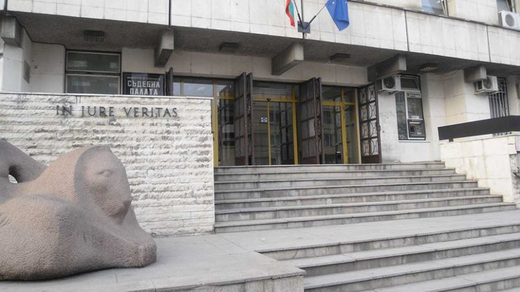 Изправят на съд рецидивист заклал гадже проститутка