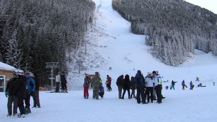 Скиор е починал в Банско след удар в дърво
