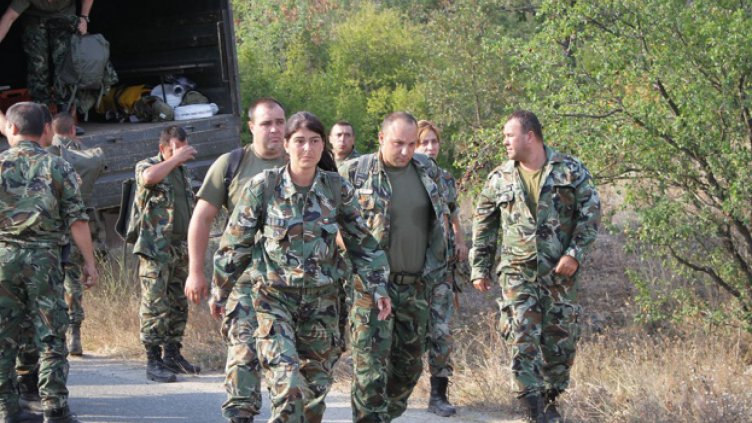 Нови дрехи и оборудване за военните на границата с Турция