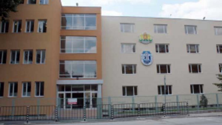 Първа езикова гимназия с Ден на отворените врати