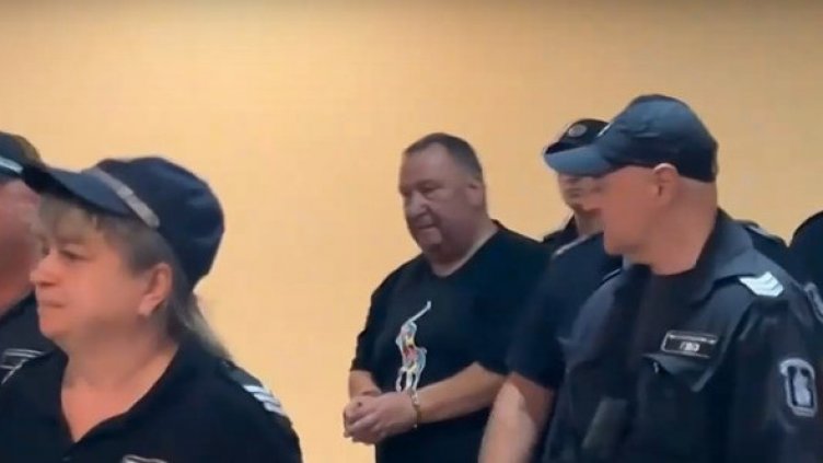 Шефът на "дома на ужасите" записан преди ареста, разкрива схемата със "стаи под наем"