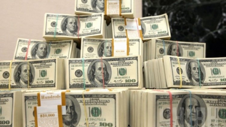 Доларът ще продължи да е сред най-добре представящите се валути тази година