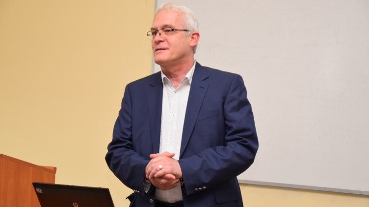 Над 700 000 лева е платила НЗОК за лечение на болните от коронавирус