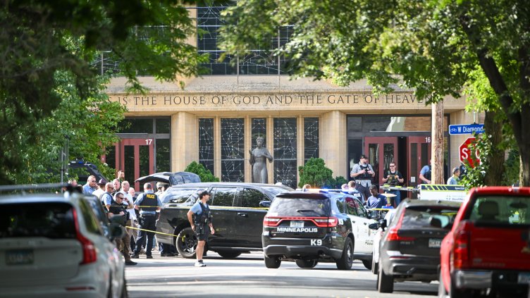 Стрелба в училище в Минеаполис! Двама загинали и над 20 ранени