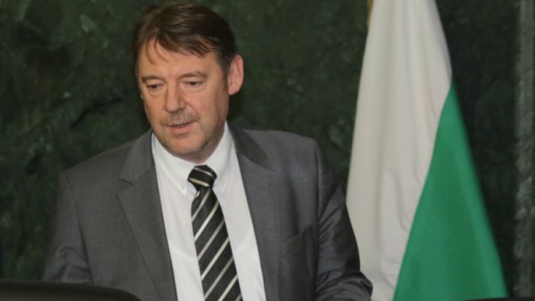 РБ искат оставката на шефа на ДАНС и ГЕРБ недоволни от него