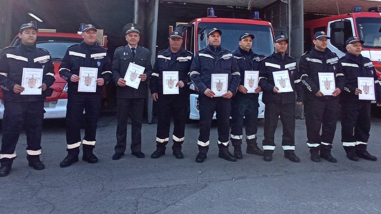 Дадоха по 100 лв. на спасилите екипажа на "Vera Su"