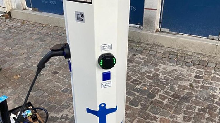 С евросредства правят 199 зарядни станции за електромобили