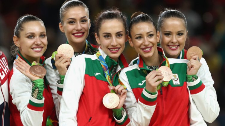 Златните момичета ще се борят за олимпийски квоти на Световното в Баку