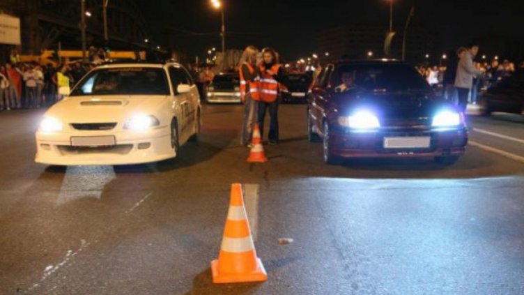 Пустеещите военни поделения и летища може да се използват за гонки