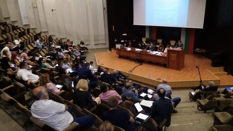 Варна иска от държавата имоти за детска градина и голям паркинг