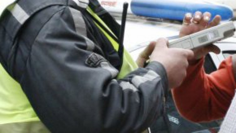 Пиян варненец катастрофира и избяга