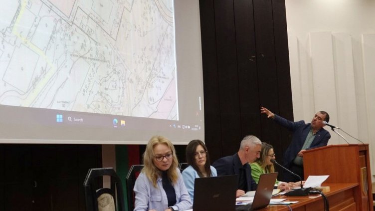 Дадоха зелена светлина за разделянето на терена на бившия Гранд хотел "Варна"