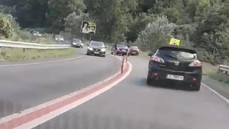 Шофьорът на НСО-то, избутвал коли из Кресненското дефиле, е понижен