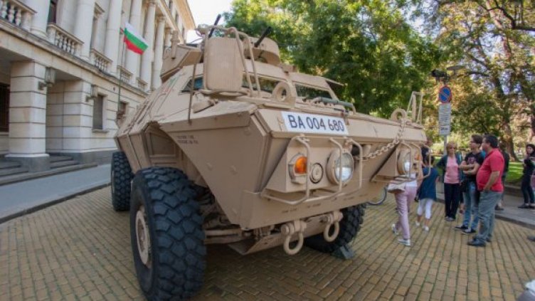 Каракачанов: Армия се прави с дух и любов към България!