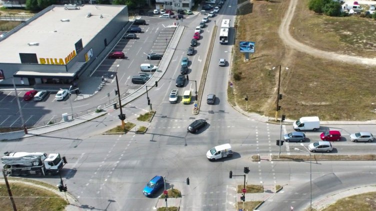 Обсъждат разширяване на основен варненски булевард