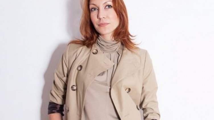 Бивша гримьорка е новият секретар на МО