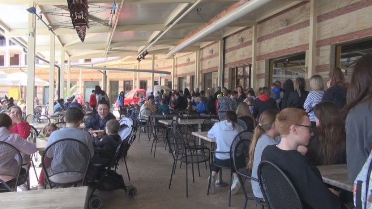 ЕК дава почти 100 млн. евро за украинските бежанци в България