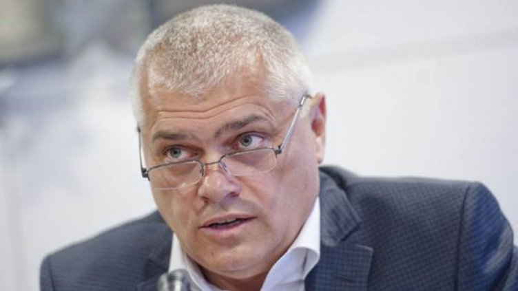 Радев: Не можем да се разберем за размера на увеличението на заплатите в МВР  