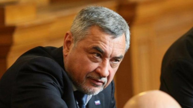 Остра реакция на Валери Симеонов след дипломатически гаф