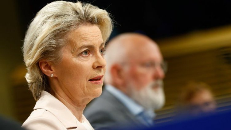 ЕК подготви девети пакет от санкции срещу Русия