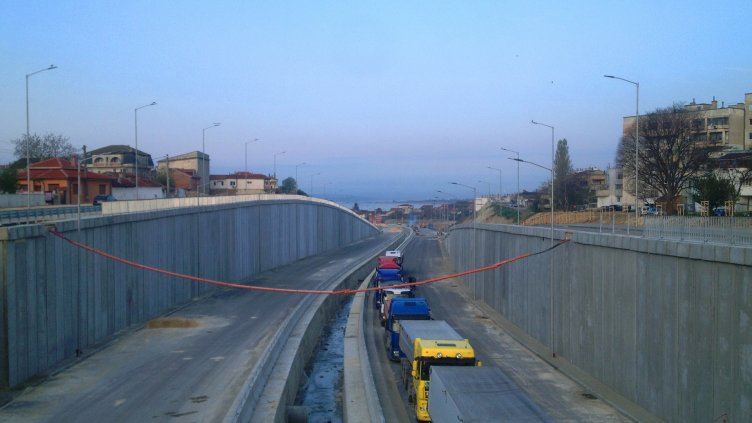 Новият бул. „Васил Левски“ готов до дни (СНИМКИ)