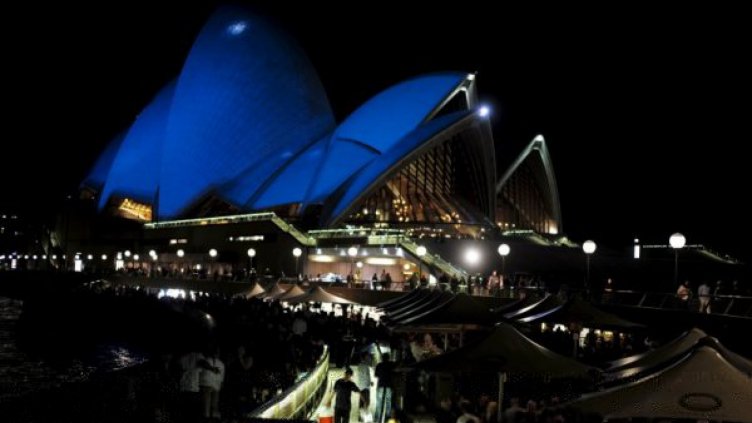 Световни забележителности блеснаха в синьо в чест на ООН