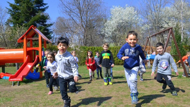 Правителството задели още близо 700 000 лв. за деца без място в детска градина