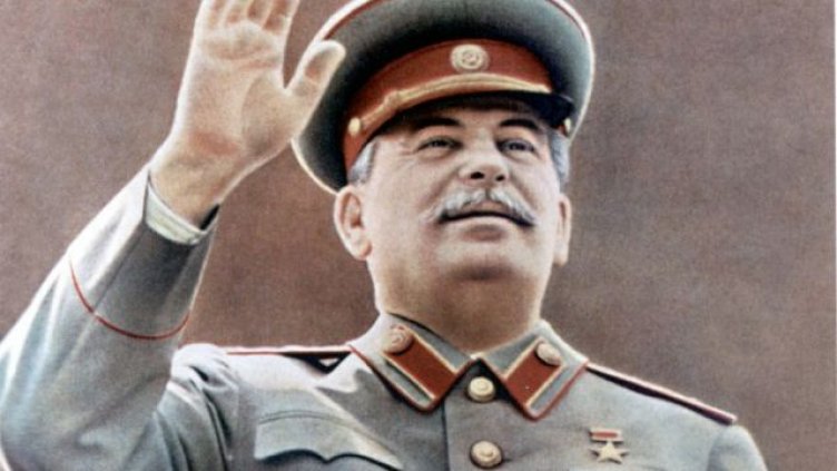 Др. Сталин се канел да хвърли 4-5 атомни бомби над Лондон