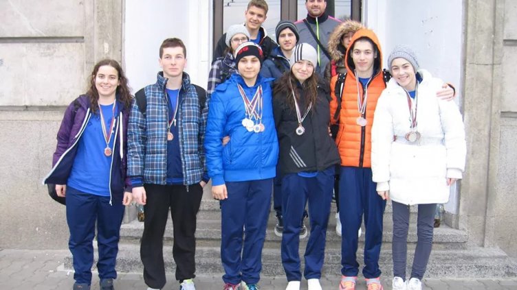 ПСК "Черно море" спечели 14 медала на старшата в София